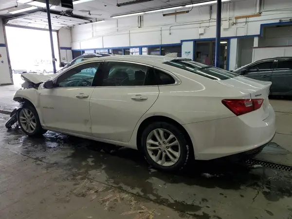 1G1ZD5STXJF173077 2018 CHEVROLET MALIBU - Image 2