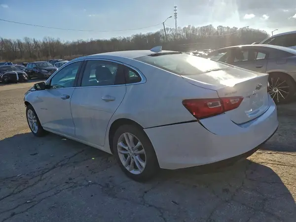 1G1ZD5STXJF175380 2018 CHEVROLET MALIBU - Image 2