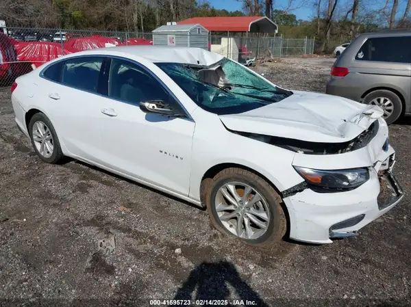 1G1ZD5STXJF181390 2018 CHEVROLET MALIBU - Image 1