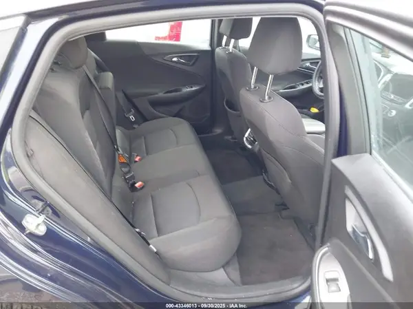 1G1ZD5STXJF182071 2018 CHEVROLET MALIBU - Image 8