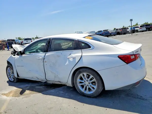 1G1ZD5STXJF182359 2018 CHEVROLET MALIBU - Image 2