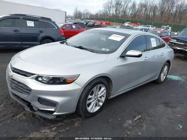 1G1ZD5STXJF187609 2018 CHEVROLET MALIBU - Image 2
