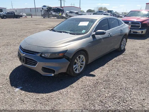 1G1ZD5STXJF188601 2018 CHEVROLET MALIBU - Image 2
