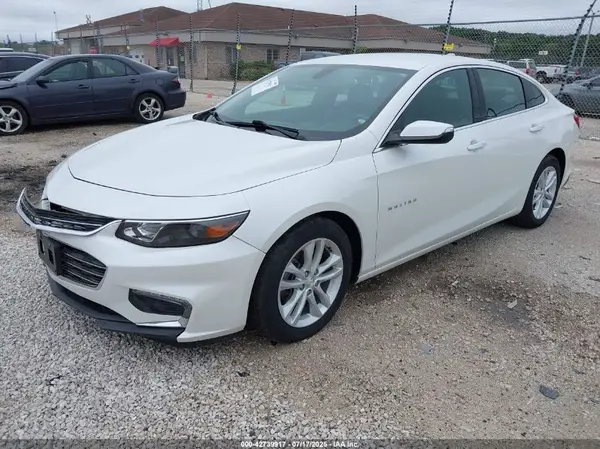 1G1ZD5STXJF193426 2018 CHEVROLET MALIBU - Image 2