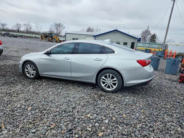 1G1ZD5STXJF197024 2018 CHEVROLET MALIBU - Image 2