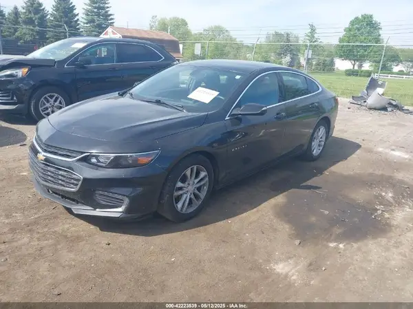 1G1ZD5STXJF198450 2018 CHEVROLET MALIBU - Image 2