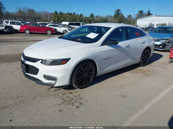 1G1ZD5STXJF203582 2018 CHEVROLET MALIBU - Image 2