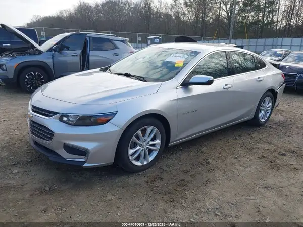 1G1ZD5STXJF205963 2018 CHEVROLET MALIBU - Image 2