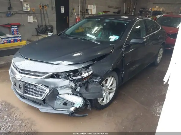 1G1ZD5STXJF213898 2018 CHEVROLET MALIBU - Image 2