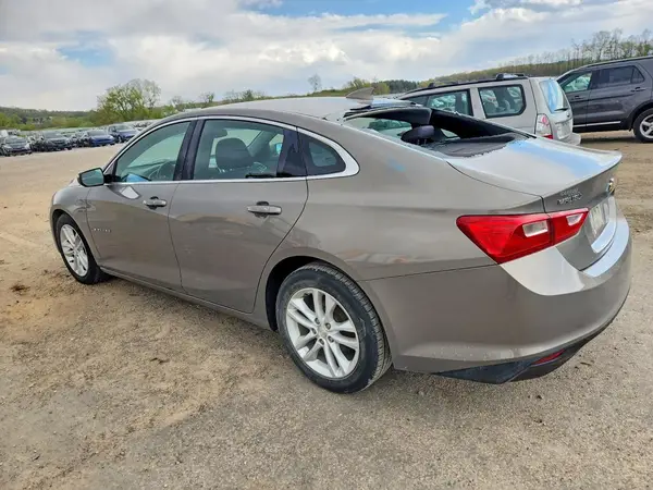 1G1ZD5STXJF220429 2018 CHEVROLET MALIBU - Image 2