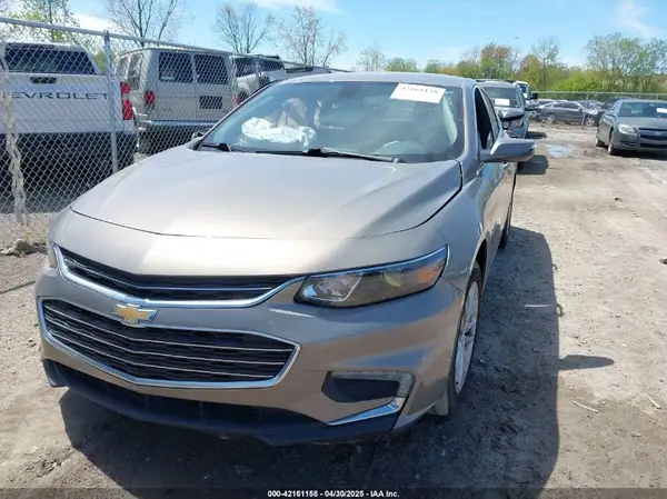 1G1ZD5STXJF225372 2018 CHEVROLET MALIBU - Image 2
