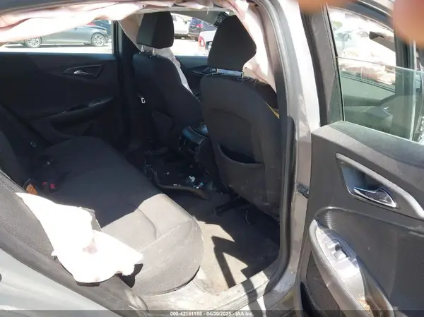 1G1ZD5STXJF225372 2018 CHEVROLET MALIBU - Image 8