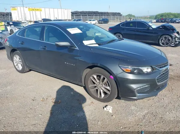 1G1ZD5STXJF232001 2018 CHEVROLET MALIBU - Image 1