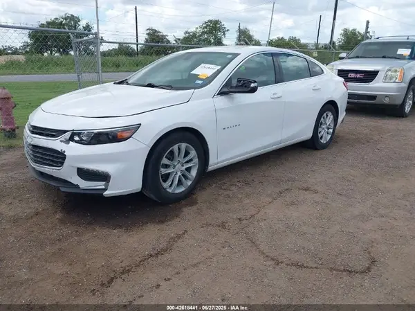1G1ZD5STXJF235206 2018 CHEVROLET MALIBU - Image 2