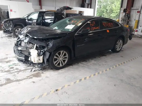 1G1ZD5STXJF235609 2018 CHEVROLET MALIBU - Image 2