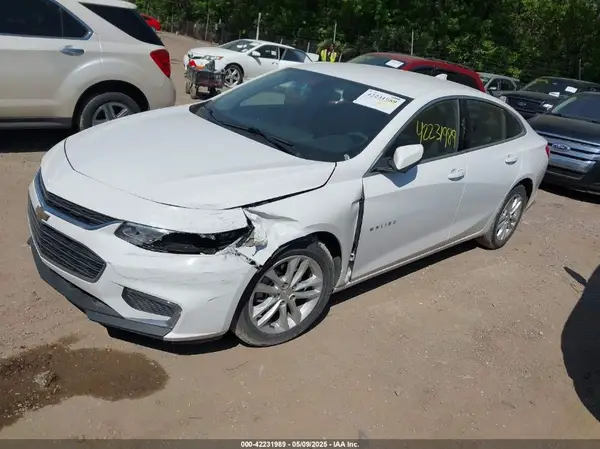 1G1ZD5STXJF238056 2018 CHEVROLET MALIBU - Image 2