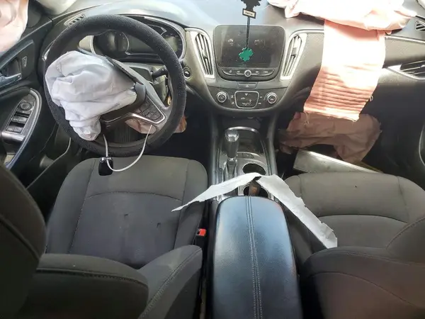 1G1ZD5STXJF240339 2018 CHEVROLET MALIBU - Image 8