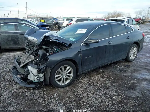 1G1ZD5STXJF244200 2018 CHEVROLET MALIBU - Image 2