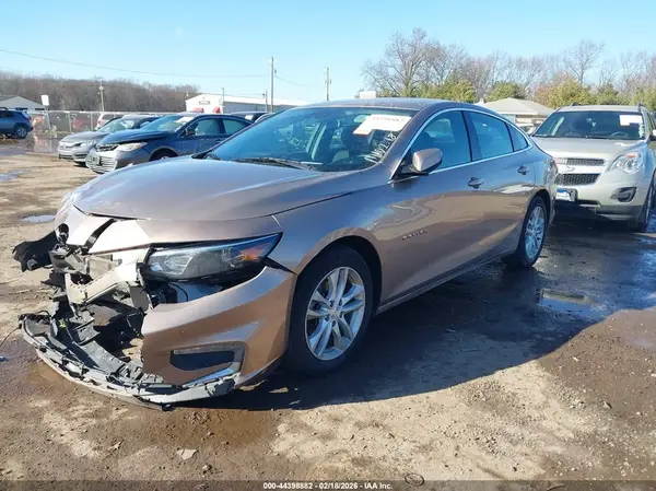 1G1ZD5STXJF253866 2018 CHEVROLET MALIBU - Image 2