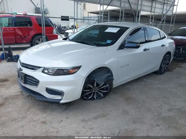 1G1ZD5STXJF260414 2018 CHEVROLET MALIBU - Image 2