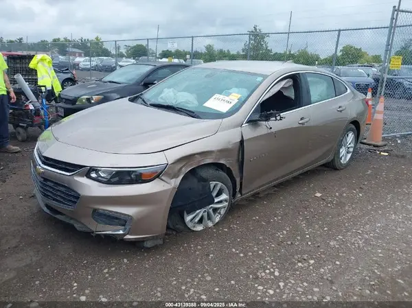 1G1ZD5STXJF263071 2018 CHEVROLET MALIBU - Image 2