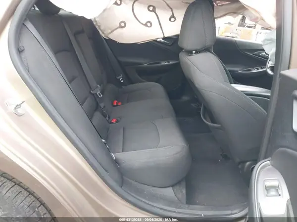 1G1ZD5STXJF263071 2018 CHEVROLET MALIBU - Image 8