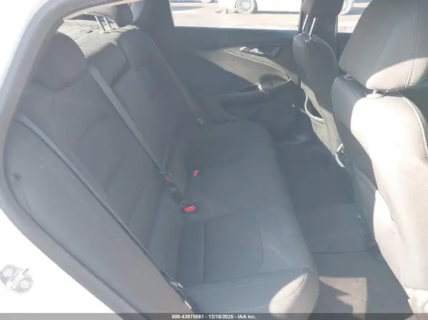 1G1ZD5STXJF266102 2018 CHEVROLET MALIBU - Image 8