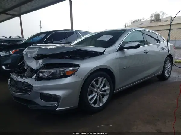 1G1ZD5STXJF270201 2018 CHEVROLET MALIBU - Image 2