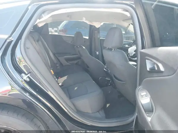1G1ZD5STXJF277682 2018 CHEVROLET MALIBU - Image 8