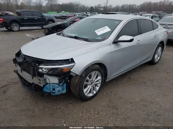 1G1ZD5STXJF280145 2018 CHEVROLET MALIBU - Image 2