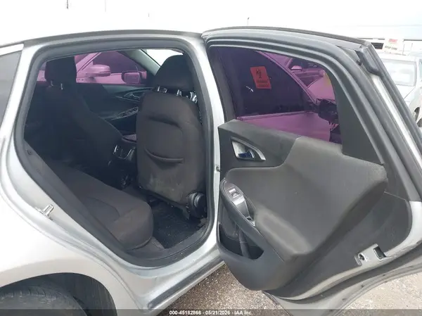 1G1ZD5STXJF283255 2018 CHEVROLET MALIBU - Image 8