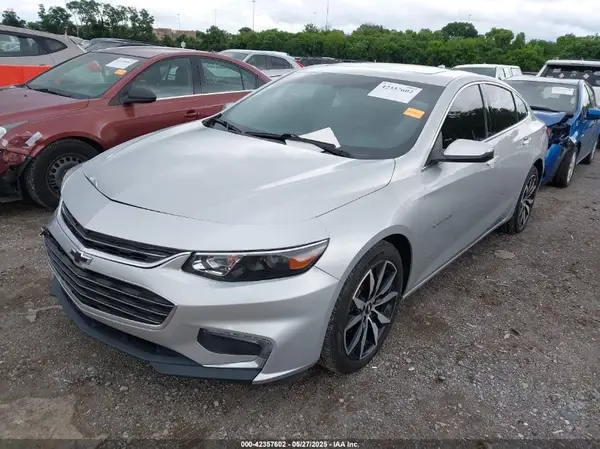 1G1ZD5STXJF293137 2018 CHEVROLET MALIBU - Image 2