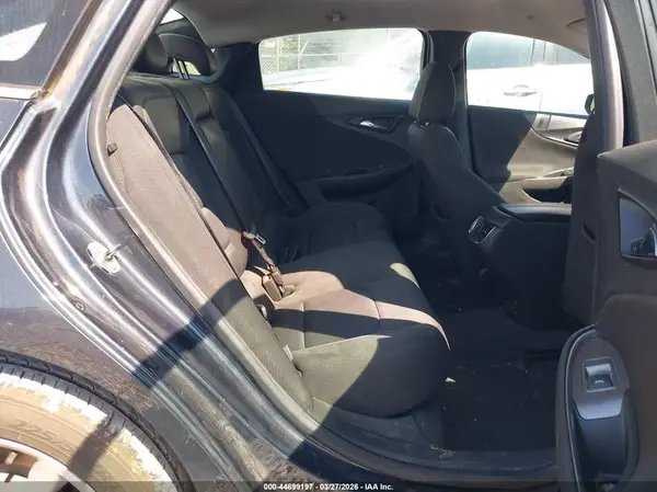 1G1ZD5STXKF106657 2019 CHEVROLET MALIBU - Image 8
