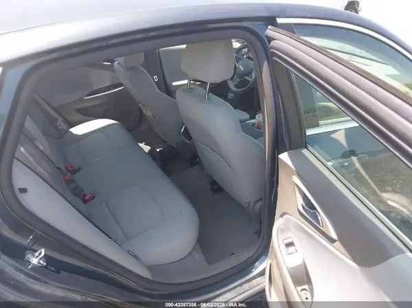 1G1ZD5STXKF116802 2019 CHEVROLET MALIBU - Image 8