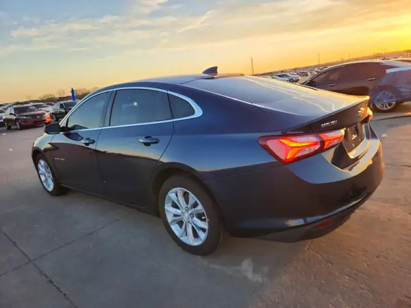 1G1ZD5STXKF124446 2019 CHEVROLET MALIBU - Image 2