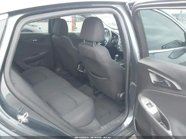1G1ZD5STXKF136256 2019 CHEVROLET MALIBU - Image 8