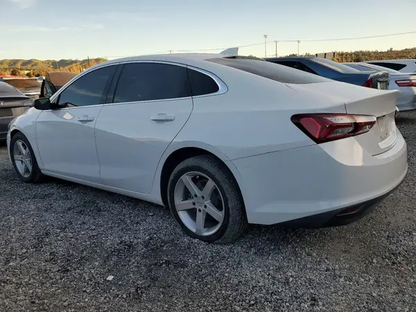 1G1ZD5STXKF137620 2019 CHEVROLET MALIBU - Image 2