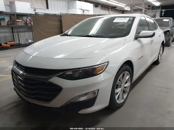 1G1ZD5STXKF140016 2019 CHEVROLET MALIBU - Image 2