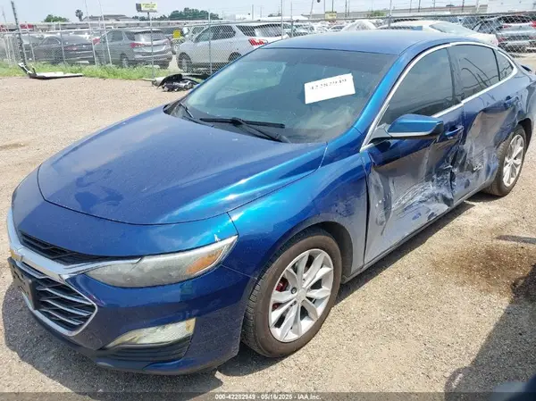 1G1ZD5STXKF150657 2019 CHEVROLET MALIBU - Image 2