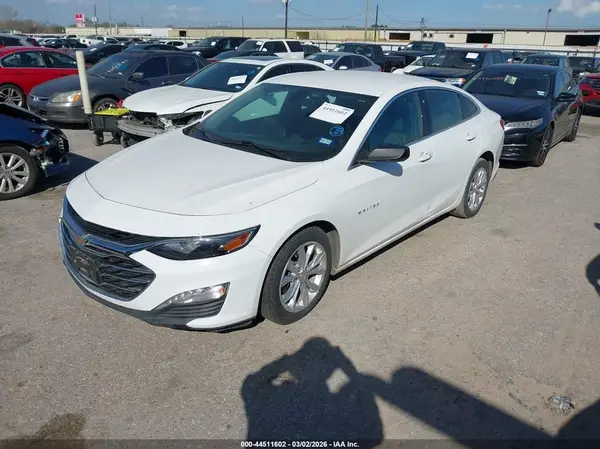 1G1ZD5STXKF152988 2019 CHEVROLET MALIBU - Image 2