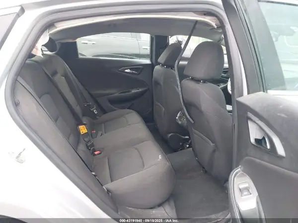 1G1ZD5STXKF154367 2019 CHEVROLET MALIBU - Image 8