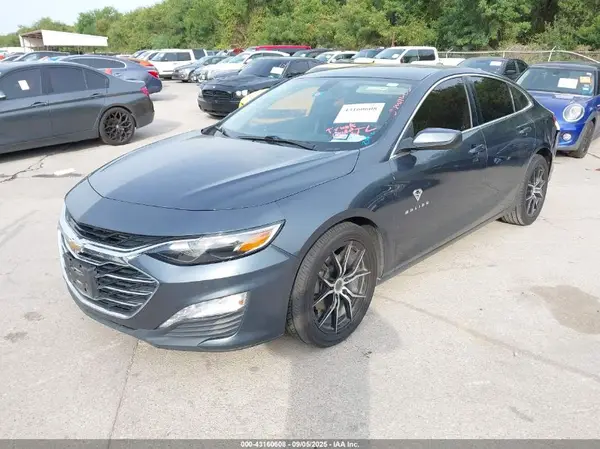 1G1ZD5STXKF169256 2019 CHEVROLET MALIBU - Image 2