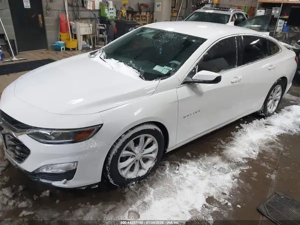 1G1ZD5STXKF172674 2019 CHEVROLET MALIBU - Image 2
