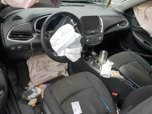 1G1ZD5STXKF184677 2019 CHEVROLET MALIBU - Image 8