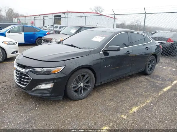 1G1ZD5STXKF191631 2019 CHEVROLET MALIBU - Image 2
