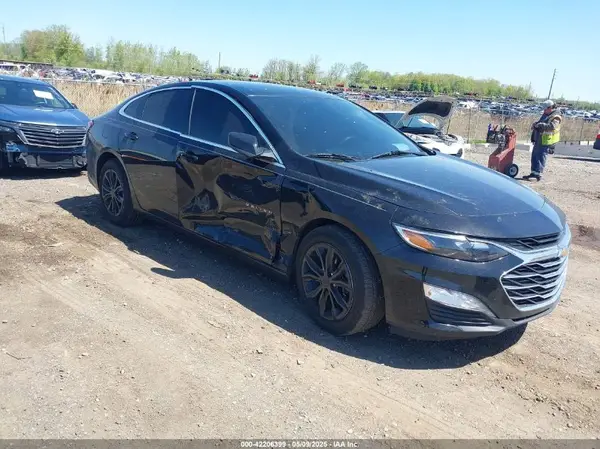 1G1ZD5STXKF208816 2019 CHEVROLET MALIBU - Image 1