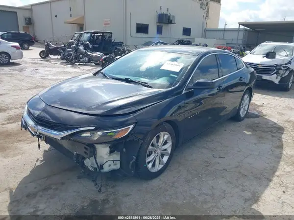 1G1ZD5STXLF031847 2020 CHEVROLET MALIBU - Image 2