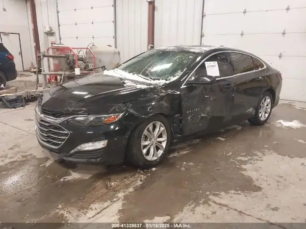 1G1ZD5STXLF043268 2020 CHEVROLET MALIBU - Image 2