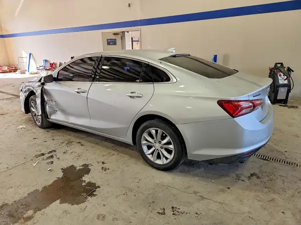 1G1ZD5STXLF078456 2020 CHEVROLET MALIBU - Image 2
