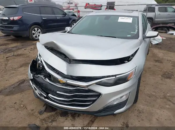 1G1ZD5STXLF090042 2020 CHEVROLET MALIBU - Image 2